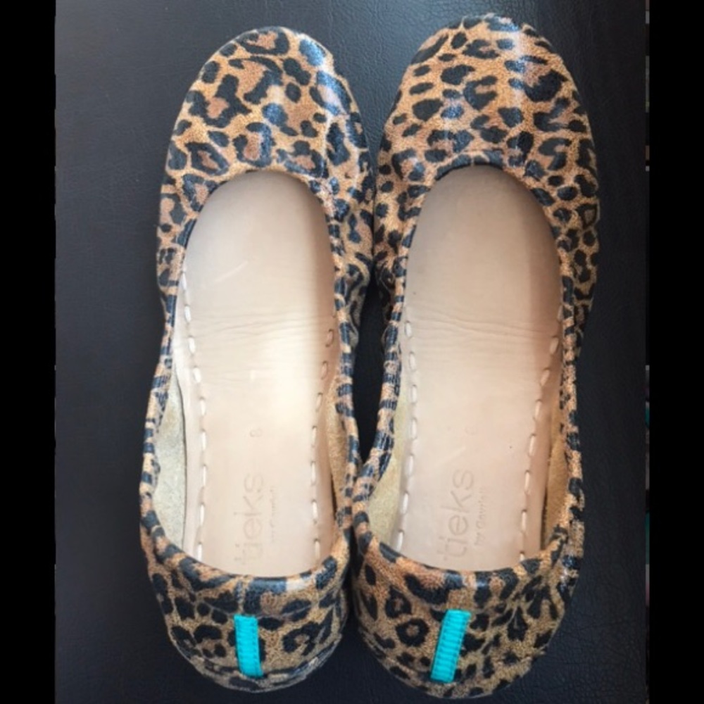 Leopard Tieks Size 8